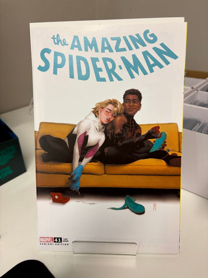 Amazing Spider-Man #41 Miguel Mercado Exclusive Trade Variant 2024 Miles & Gwen